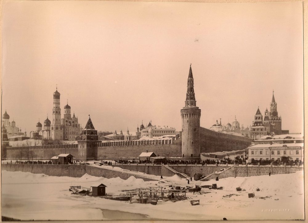 751. Кремль и Москва-река зимой
